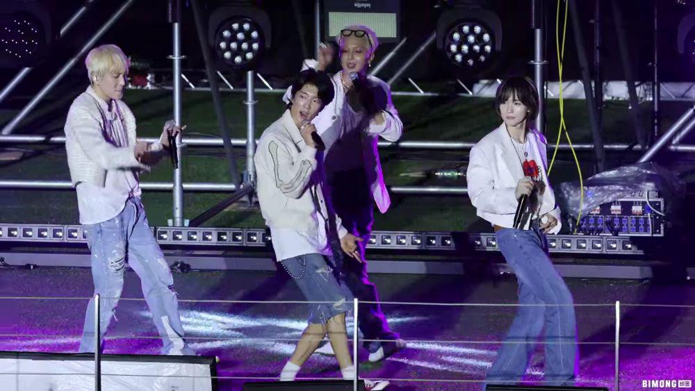 WINNER saat tampil di guerrilla concert “HOLIDAY IN THE CITY". (youtube/비몽)