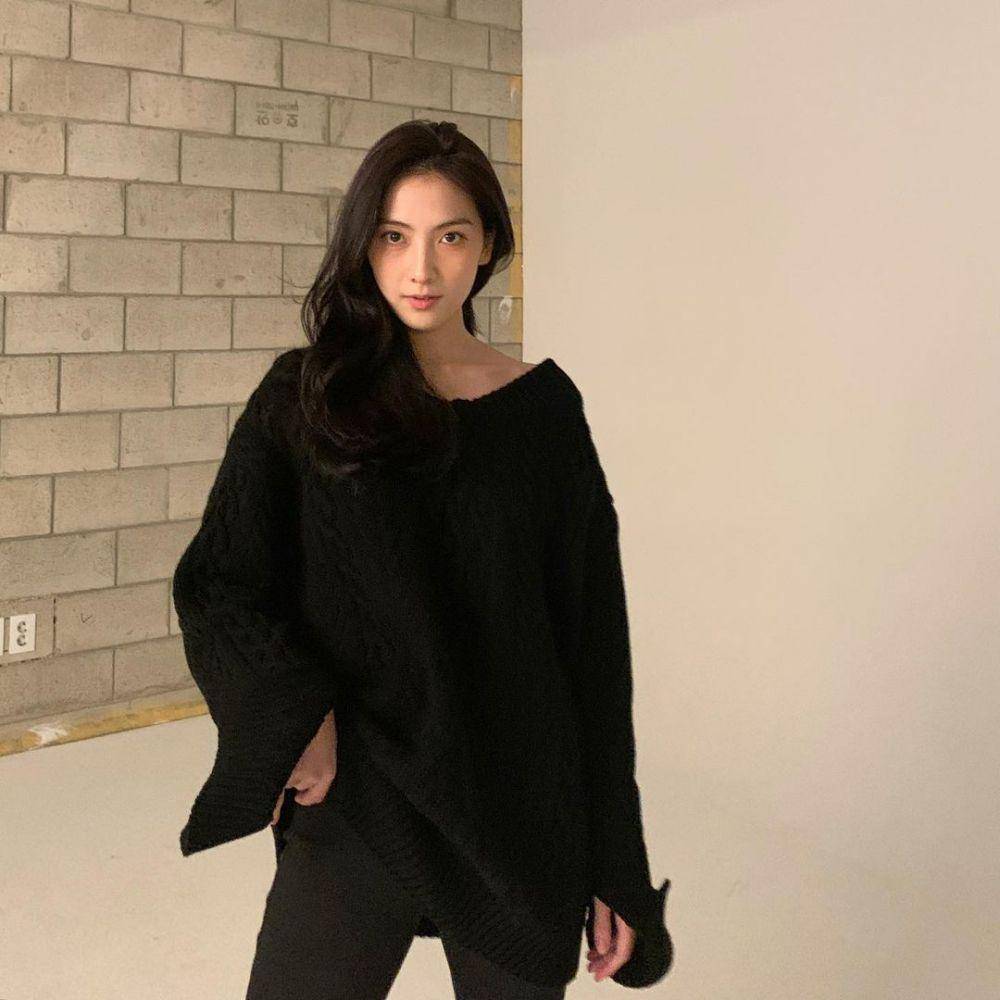 Kang Ji Young (instagram.com/kkangjji_)