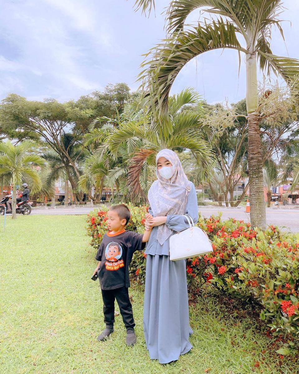 OOTD Larissa Chou dan Yusuf (instagram.com/larissachou)