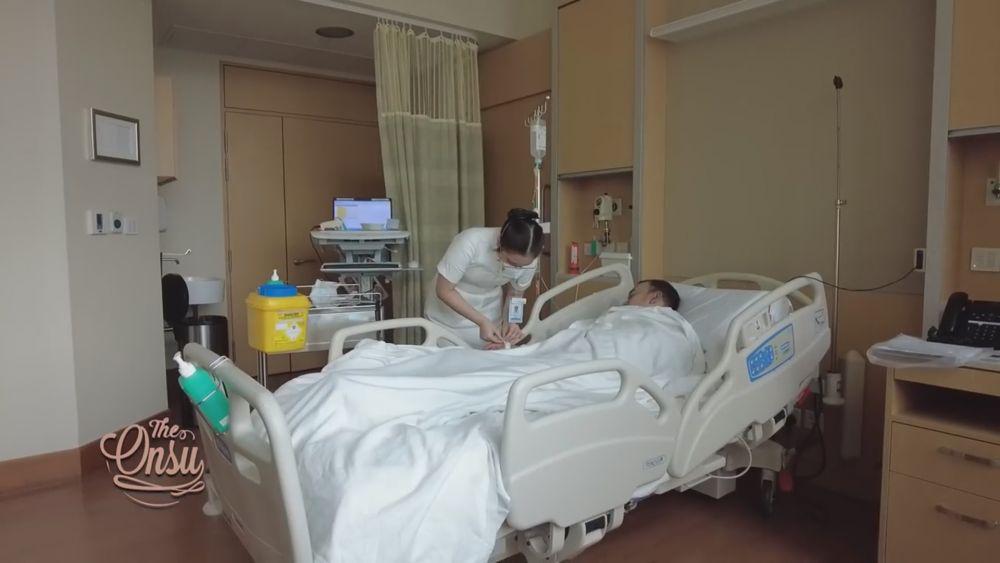 Ruben Onsu pengobatan di Singapura (youtube.com/theonsu)