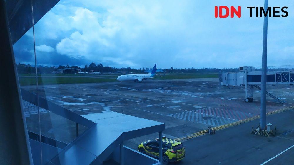 Bandara Mosez Kilangan Timika. (IDN Times/ Ricky Lodar)