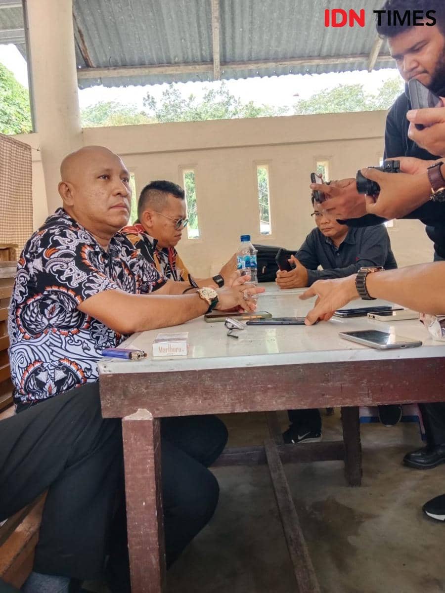 Penasehat Hukum terdakwa yang angkat bicara terkait sidang kerangkeng bupati langkat nonaktif (IDN Times/ Bambang Suhandoko)