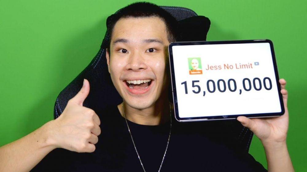 Jess No Limit (instagram.com/jessnolimit)