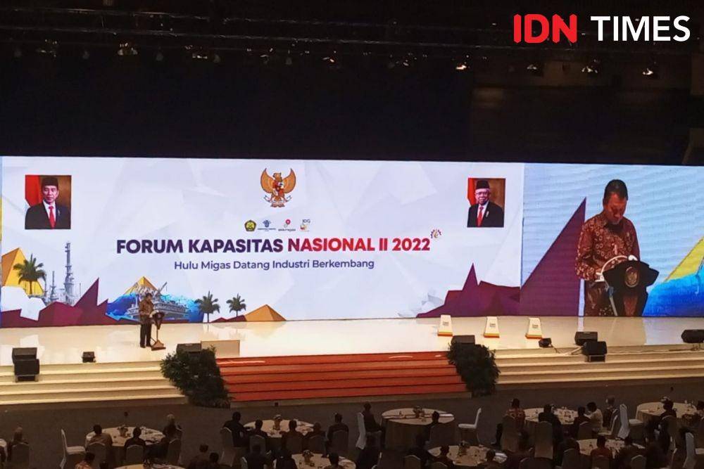 Kepala SKK Migas Dwi Soetjipto saat memberikan sambutan dalam pembukaan forum kapasitas nasional II 2022 di Jakarta Convention Center (JCC), pada Rabu (27/6/2022). (IDN Times/Hafit Yudi Suprobo)