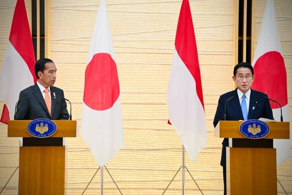Presiden Jokowi bertemu dengan Perdana Menteri Jepang, Kishida Fumio di kantor PM Jepang (dok. Sekretariat Presiden)