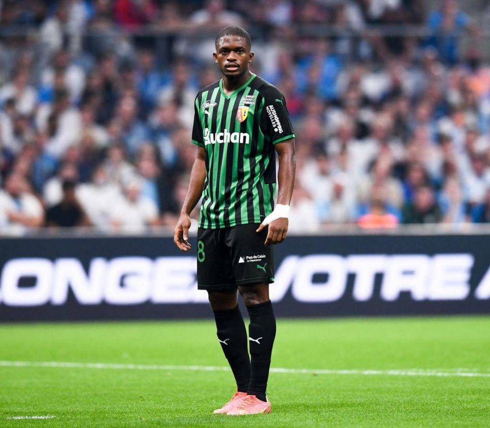 Cheick Doucoure saat membela RC Lens (instagram.com/cheick.doucoure20)