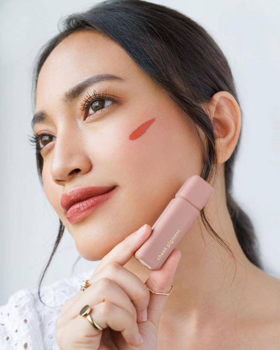 liquid blush allglows (instagram.com/allglows)