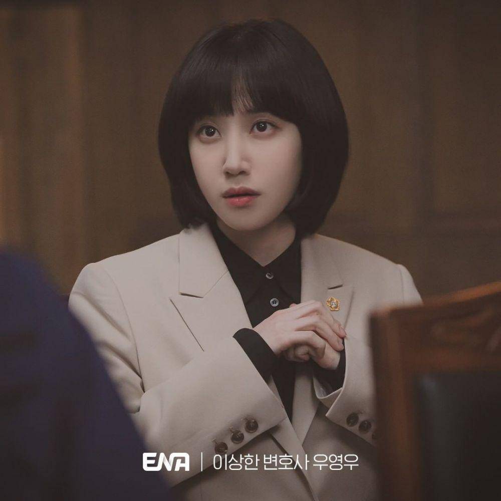 Park Eun Bin di drama Extraordinary Attorney Woo (instagram.com/channel.ena.d)