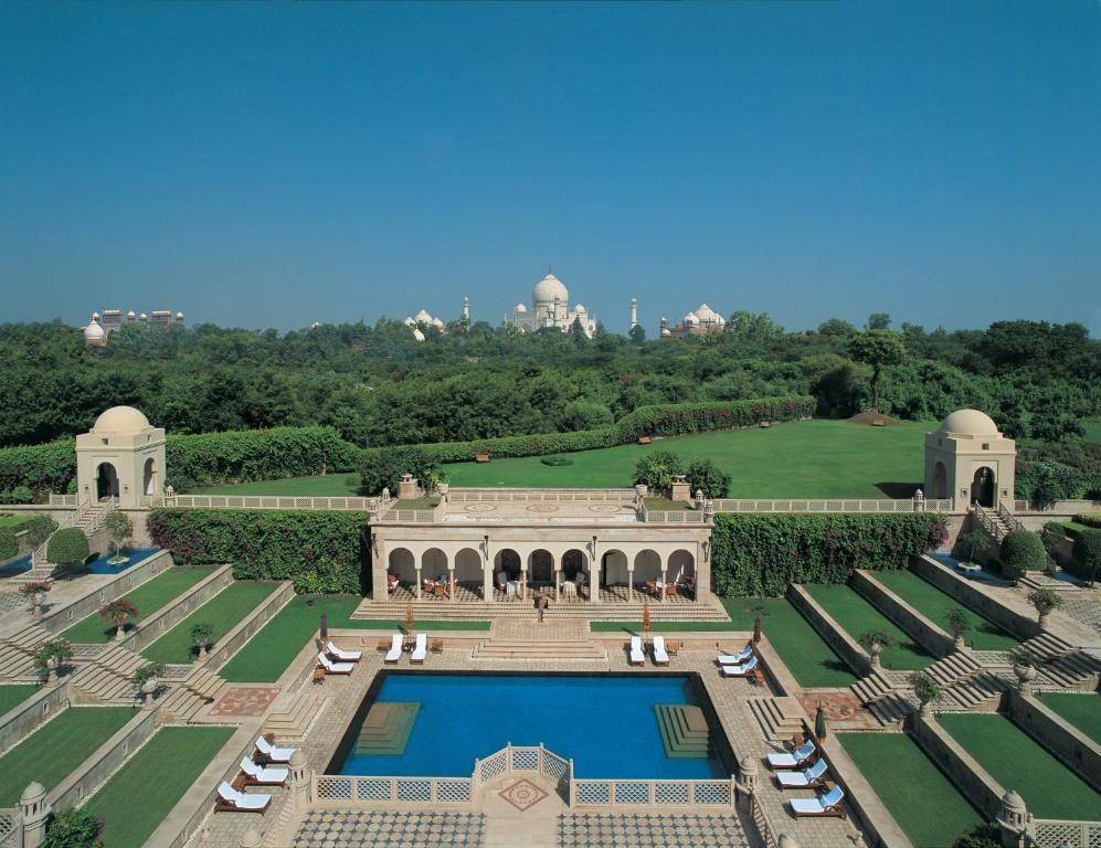 The Oberoi Amarvilas (booking.com)