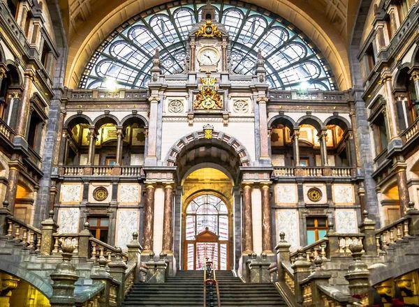 5 Arsitektur Bersejarah di Belgia, yang Perlu Kamu Ketahui