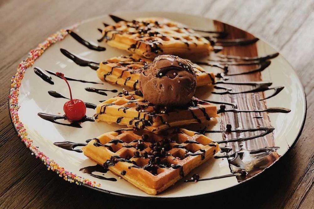 Resep Waffle Saus Cokelat yang Fluffy, Cocok untuk Sarapan Pagi, Nih