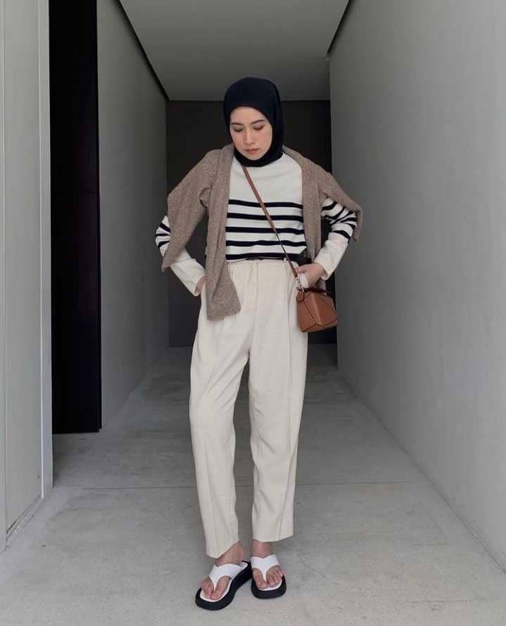 inspirasi OOTD hijab simple (instagram.com/ameliaelle)