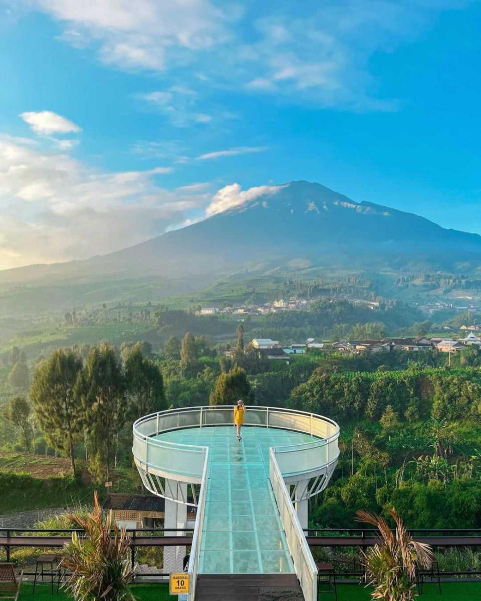 Sigandul view (instagram.com/_petualangcantik)