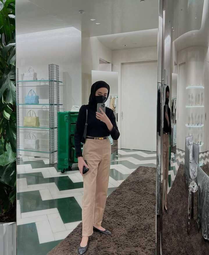 inspirasi OOTD hijabers (instagram.com/ameliaelle)