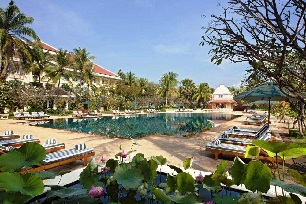 Raffles Grand Hotel d'Angkor (travelclubmonaco.com)