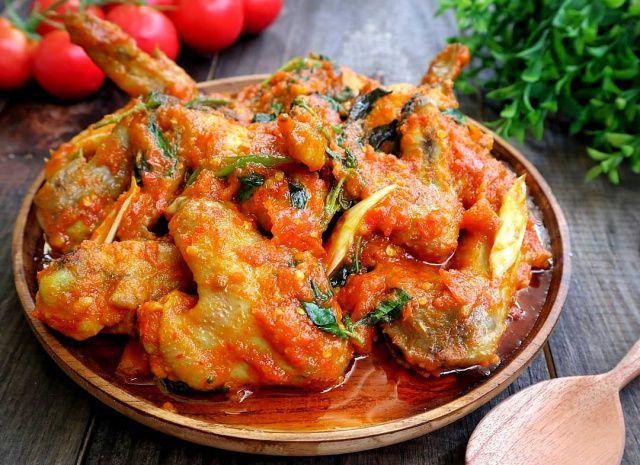 Cara Membuat Ayam Rica-rica Kemangi, Menu Makan Siang yang Sedap