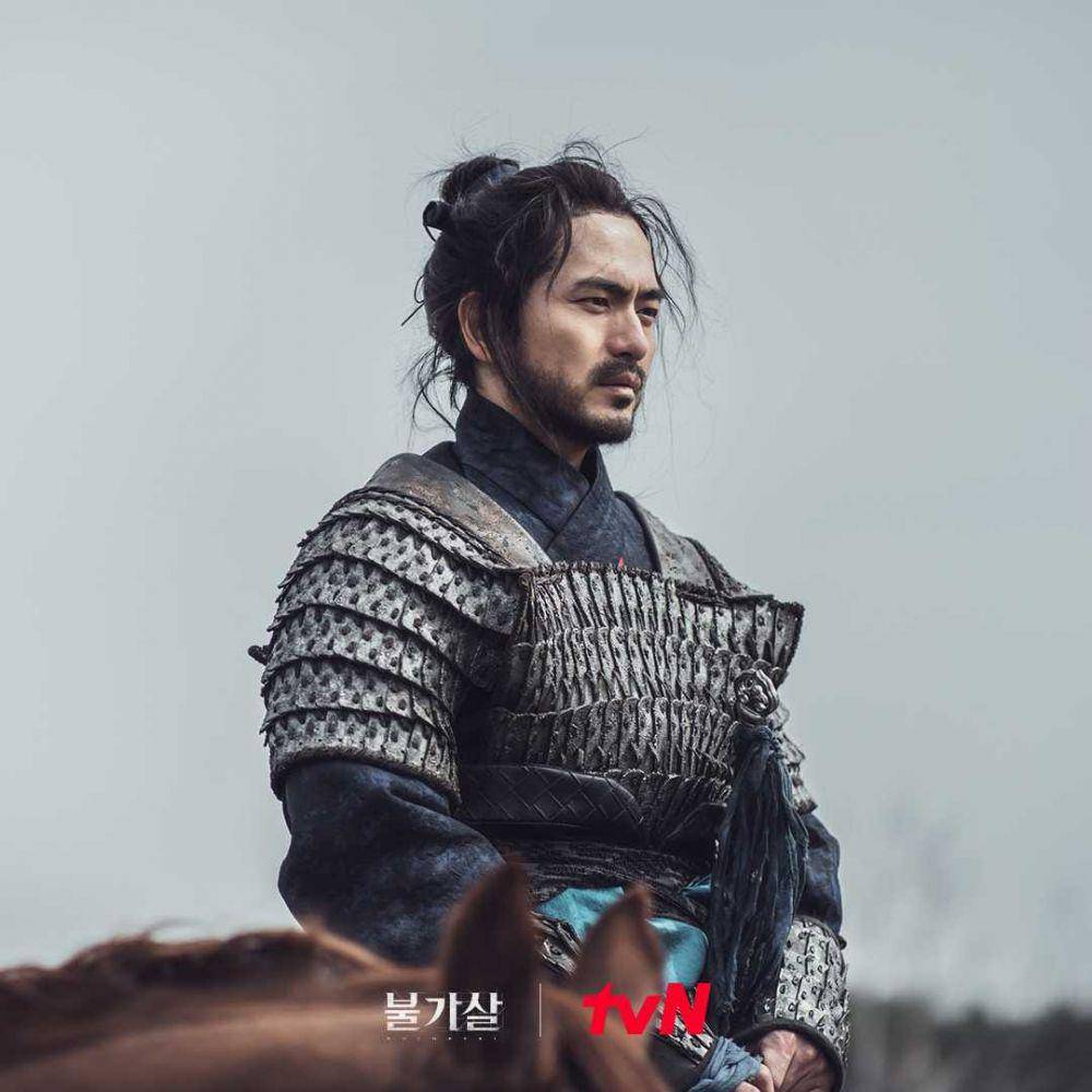 Lee Jin Wook di drama Bulgasal Immortal Souls (dok. tvN/Bulgasal Immortal Souls)