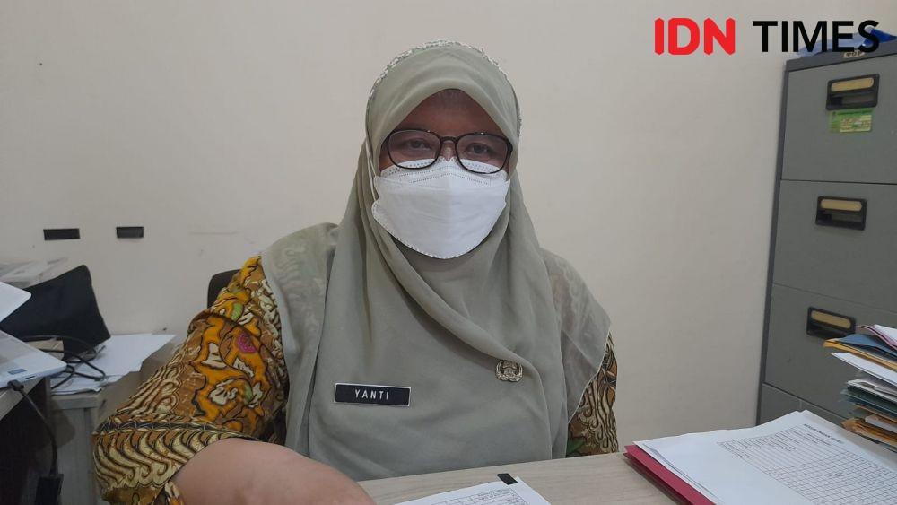 Kasubag Umum dan Kepegawaian Disdik kota Bekasi, Yanti Mariawati. (IDN Times/Imam Faishal)