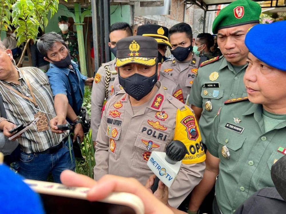 Kapolda Jateng Irjen Pol Ahmad Luthfi memberikan pernyataan terkait meninggalnya Kopda Muslimin pagi tadi. (Dok Humas Polda Jateng)