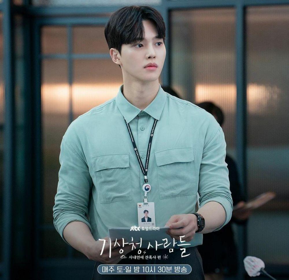 Song Kang di drama Forecasting Love and Weather (instagram.com/jtbcdrama)