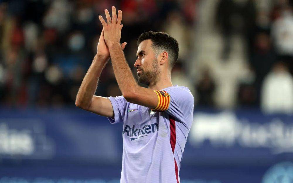 Sergio Busquets (fcbarcelona.com)