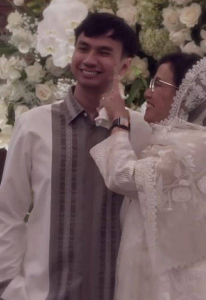 Potret Sri Mulyani diacara pengajian Lukman dan Windy. Instagram.com/smindrawati
