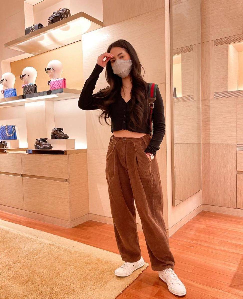Outfit ala Abel Cantika (instagram.com/abellyc)