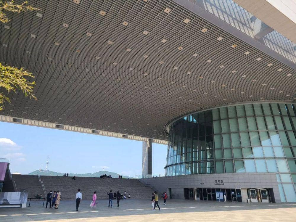 National Museum of Korea (instagram.com/medicpsj)