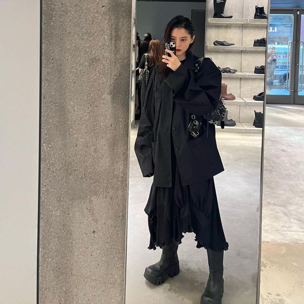 Han So Hee (instagram.com/xeesoxee)