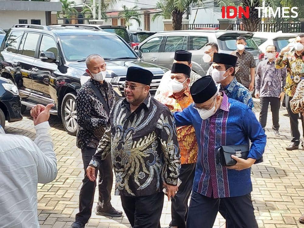 Kunjungan Presiden PKS, Ahmad Syaikhu ketika silaturahmi ke PP Muhammadiyah, Jumat (29/7/2022). (IDN Times/Santi Dewi)