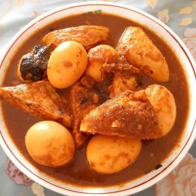 semur tahu dan telur (instagram.com/mecenliu)