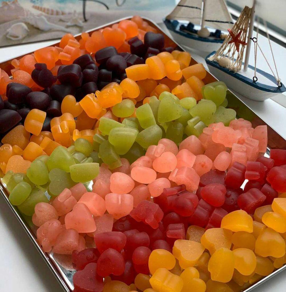 fruit jelly (instagram.com/sugarchoucake)