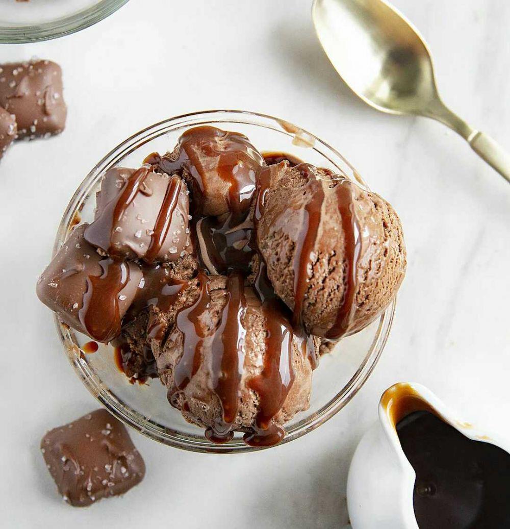 es krim cokelat (instagram.com/photoswithflavor)