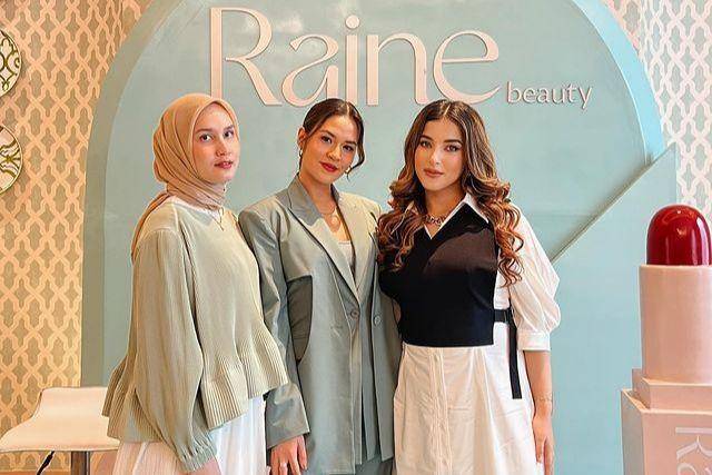 Momen launching produk kecantikan Raisa (instagram.com/tasyafarasya)
