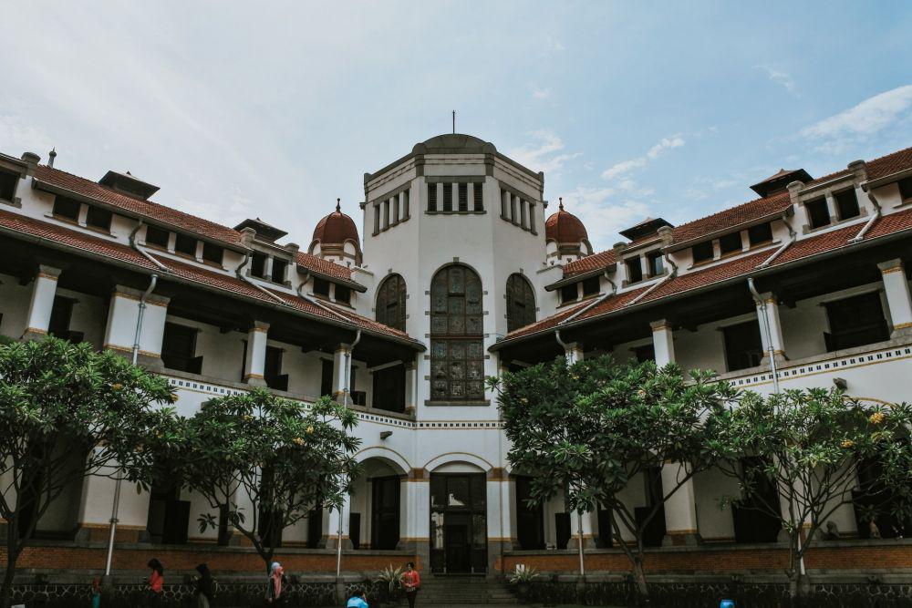 10 Fakta Lawang Sewu, dari Kantor Kereta Api hingga Penjara yang Kejam