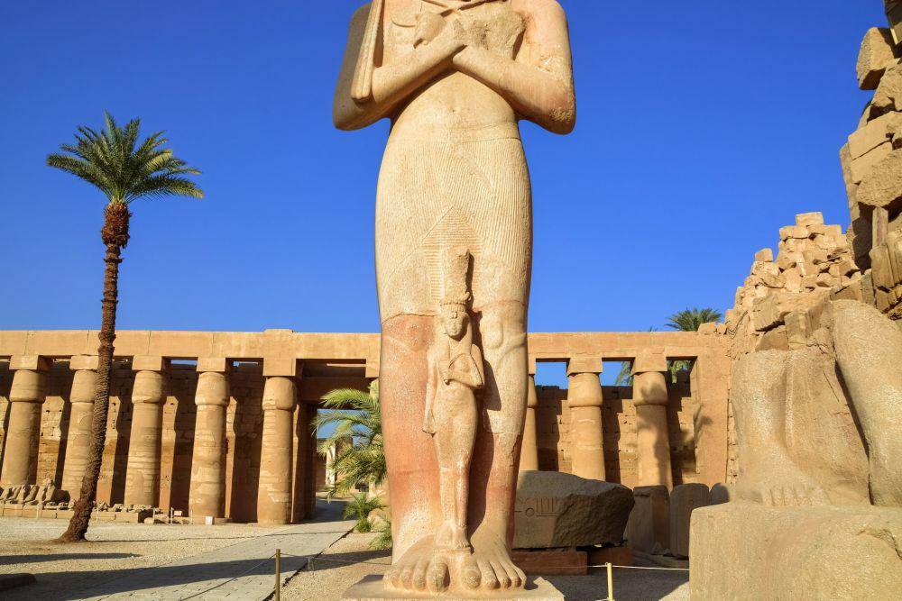 Kuil Karnak (unsplash.com/Jeremy Bezanger)