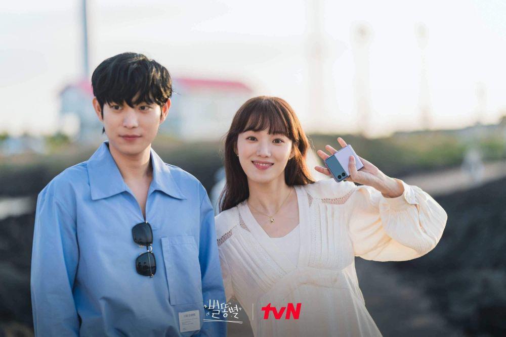 5 Drama Korea Romantis tentang Kisah Cinta Selebriti