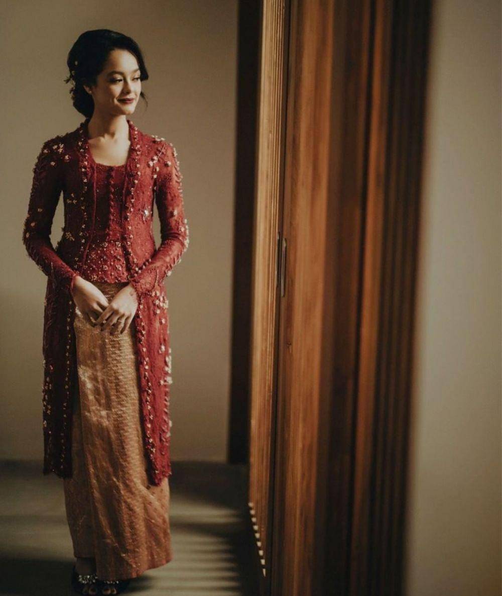 kebaya Mutiara Baswedan (instagram.com/handsbyjeje)