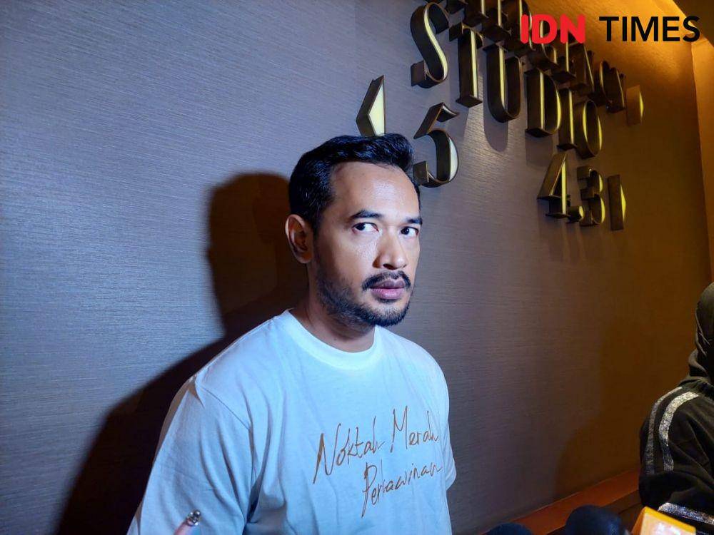 Pemain Film Noktah Merah Perkawinan pada peluncuran poster dan trailer pada Kamis (28/7/2022) (IDN Times/Erfah Nanda)