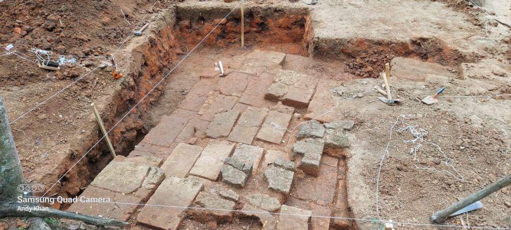 Hasil ekskavasi yang dilakukan BPCB Jawa Timur di Trenggalek. IDN Times/ istimewa