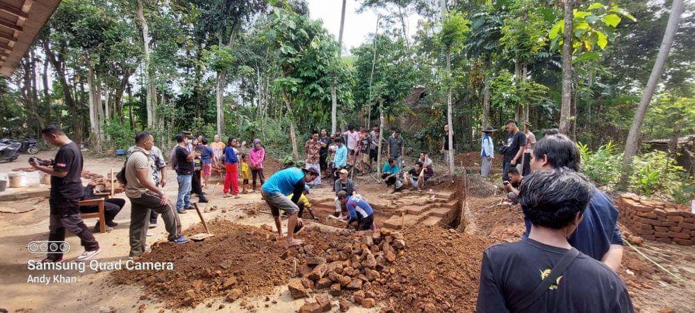 Hasil ekskavasi yang dilakukan BPCB Jawa Timur di Trenggalek. IDN Times/ istimewa