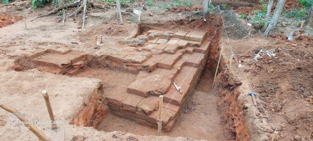 Hasil ekskavasi yang dilakukan BPCB Jawa Timur di Trenggalek. IDN Times/ istimewa