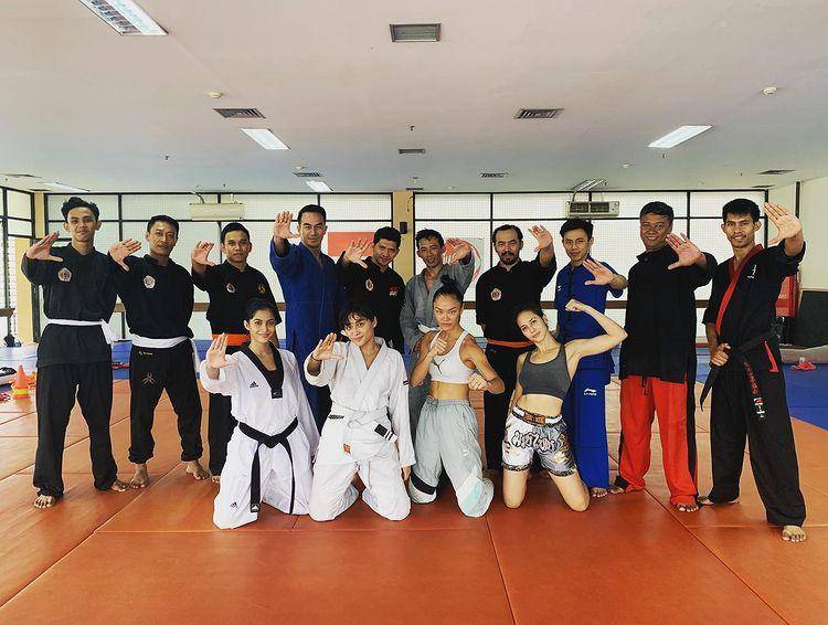 potret persahabatan Aghniny Haque (instagram.com/aghninyhaque)
