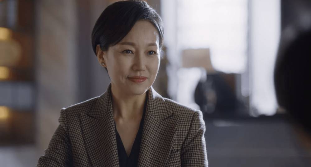 Jin Kyung di drama Extraordinary Attorney Woo (Dok. Netflix/Extraordinary Attorney Woo)