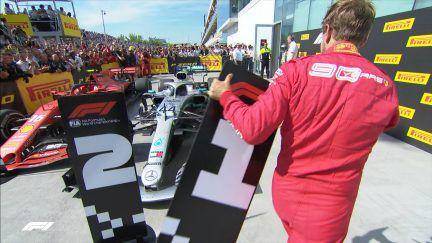 Sebastian Vettel menukan tanda posisi mobilnya di parc ferme GP Kanada 2019. (formula1.com)