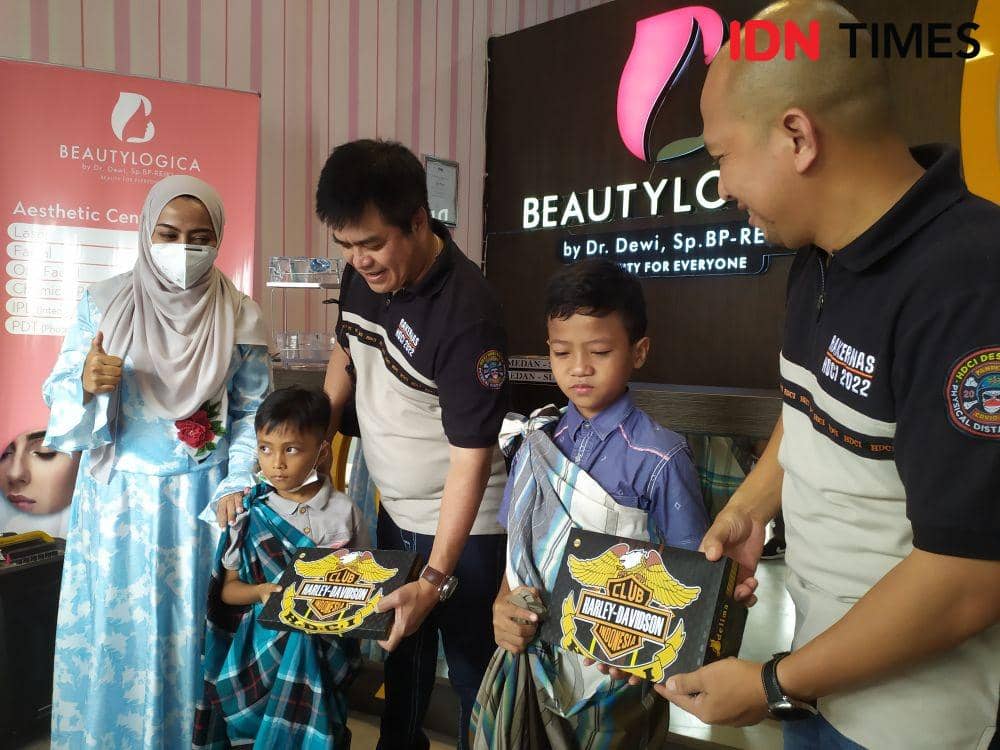 Beautylogica Clinic Gelar Baksos Khitan Massal dalam momen Tahun Baru Islam 1 Muharam 1444 H (IDN Times/Masdalena Napitupulu)