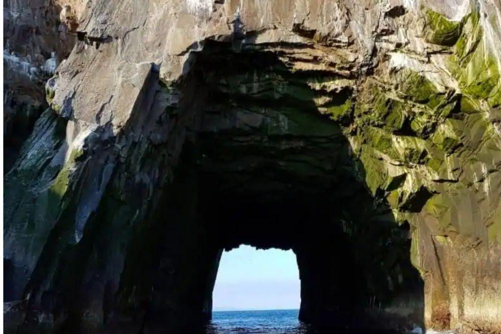 Pulau Bull Rock (theirishroadtrip.com)