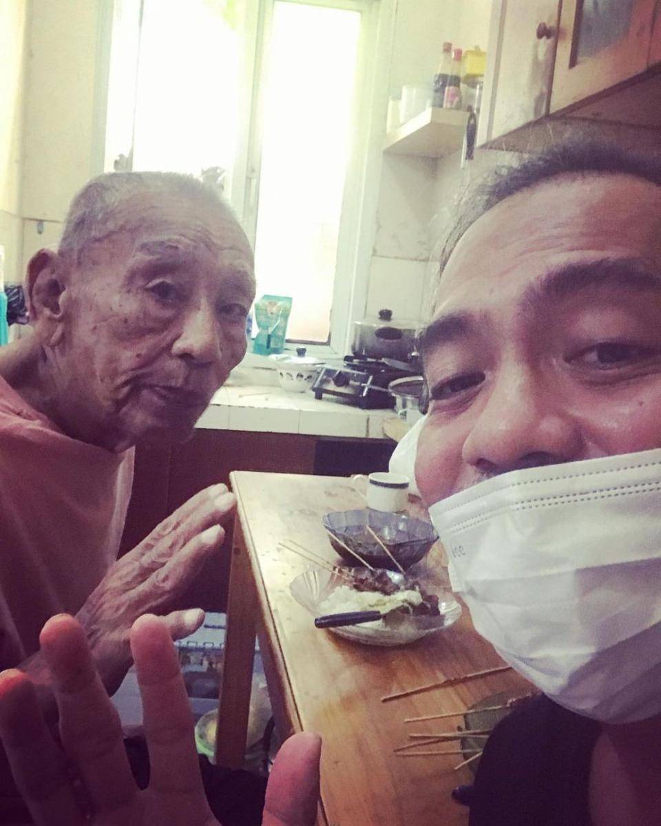 Kenangan Indra Birowo dan ayah (Instagram.com/indrabirowox)