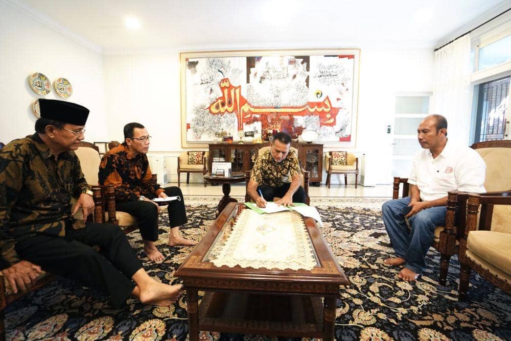 Wagub Ijeck Mediasi Kesepakatan Perdamaian untuk Akhiri Konflik UISU