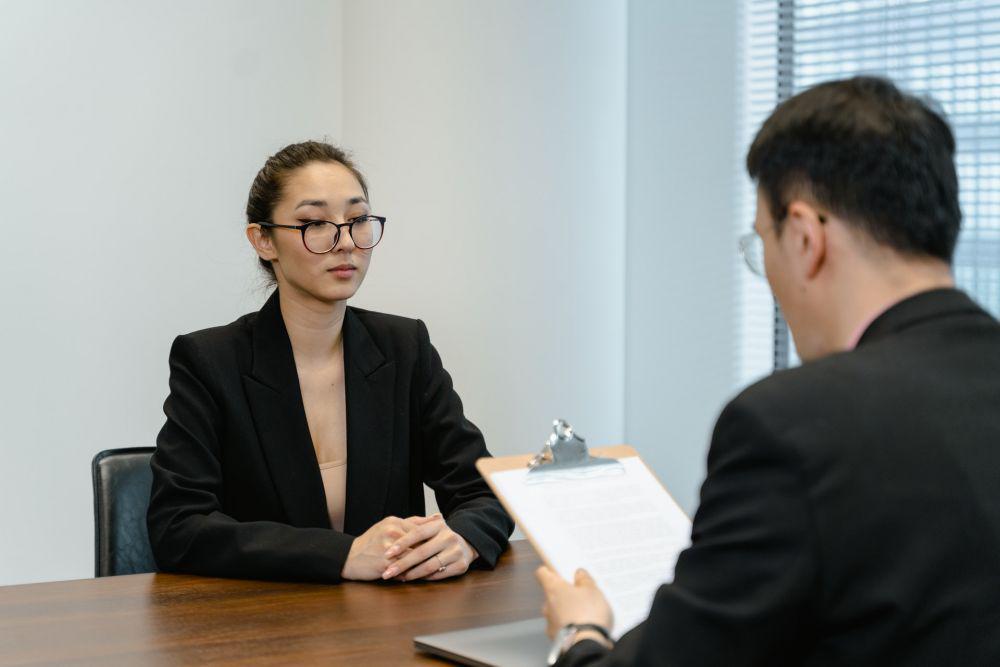 ilustrasi interview (Pexels.com/ Mart Production)